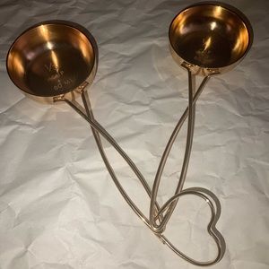 Kate spade measuring cups 1/3 & 1/4